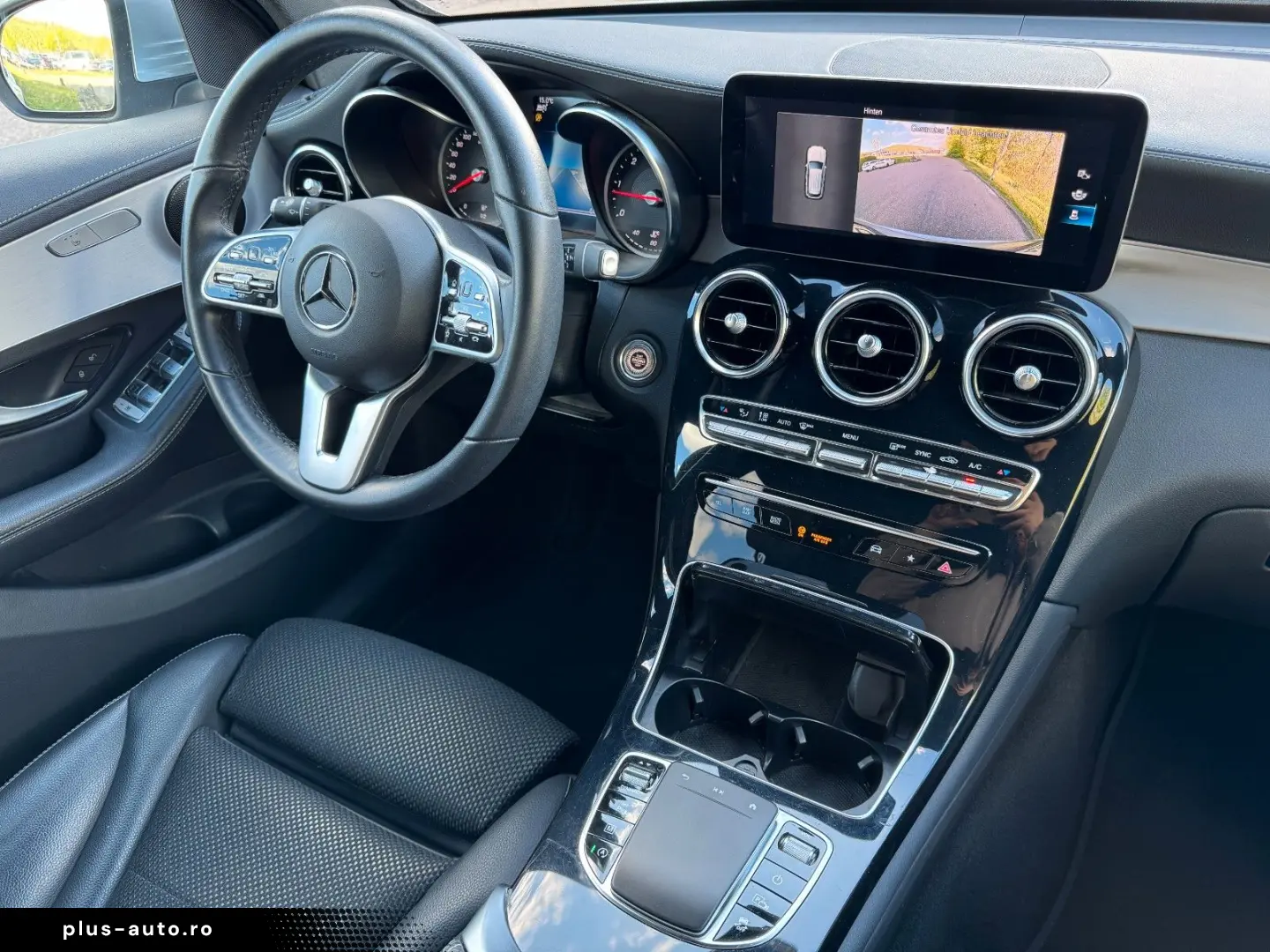 MERCEDES-BENZ GLC 220 d 4Matic LED Distronic Spur Leder