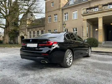 BMW 530e Sportsitze M Lederlenkrad Harman kardon