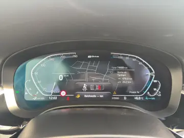 BMW 530e Lim M Sportpaket DrivAs ParkAs HUD SHZ