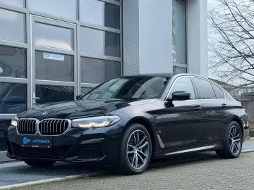 BMW 530e M SPORT KAMERA HARMAN HUD KEY 4x KLIMAT