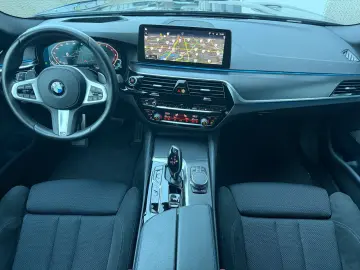 BMW 530e M SPORT KAMERA HARMAN HUD KEY 4x KLIMAT
