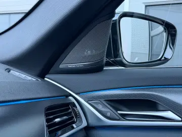 BMW 530e M SPORT KAMERA HARMAN HUD KEY 4x KLIMAT