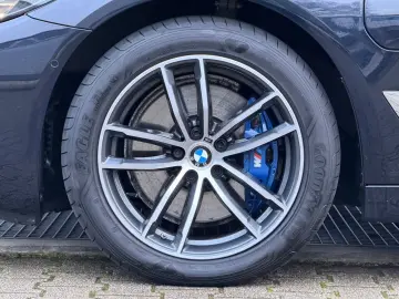 BMW 530e M SPORT KAMERA HARMAN HUD KEY 4x KLIMAT