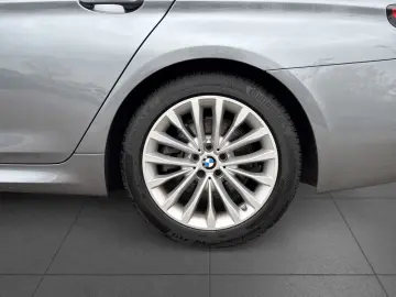 BMW 530e xDrive Aut.M SPORT Laser HUD Navi Shzg 360