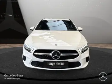 MERCEDES-BENZ A 180 d Style