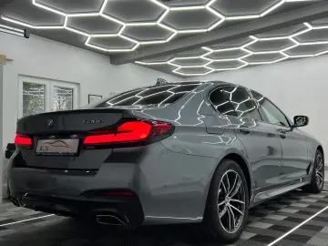 BMW 530 e xDrive M SPORT LASER HuD H&K ACC AMBI