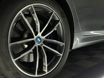 BMW 530 e xDrive M SPORT LASER HuD H&K ACC AMBI
