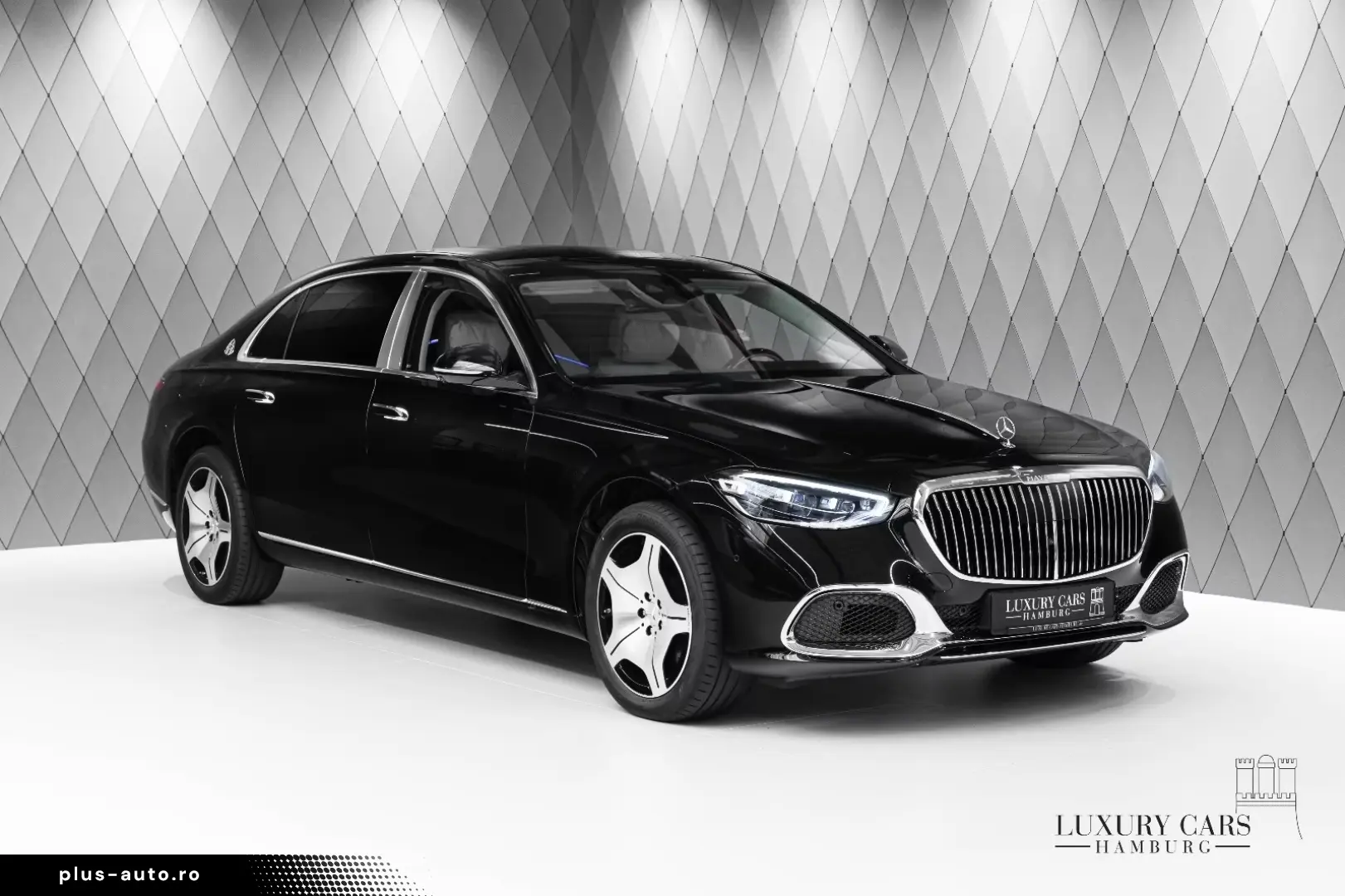 Mercedes-Benz S 580 Maybach 2026 BLACK BEIGE 4D VIP