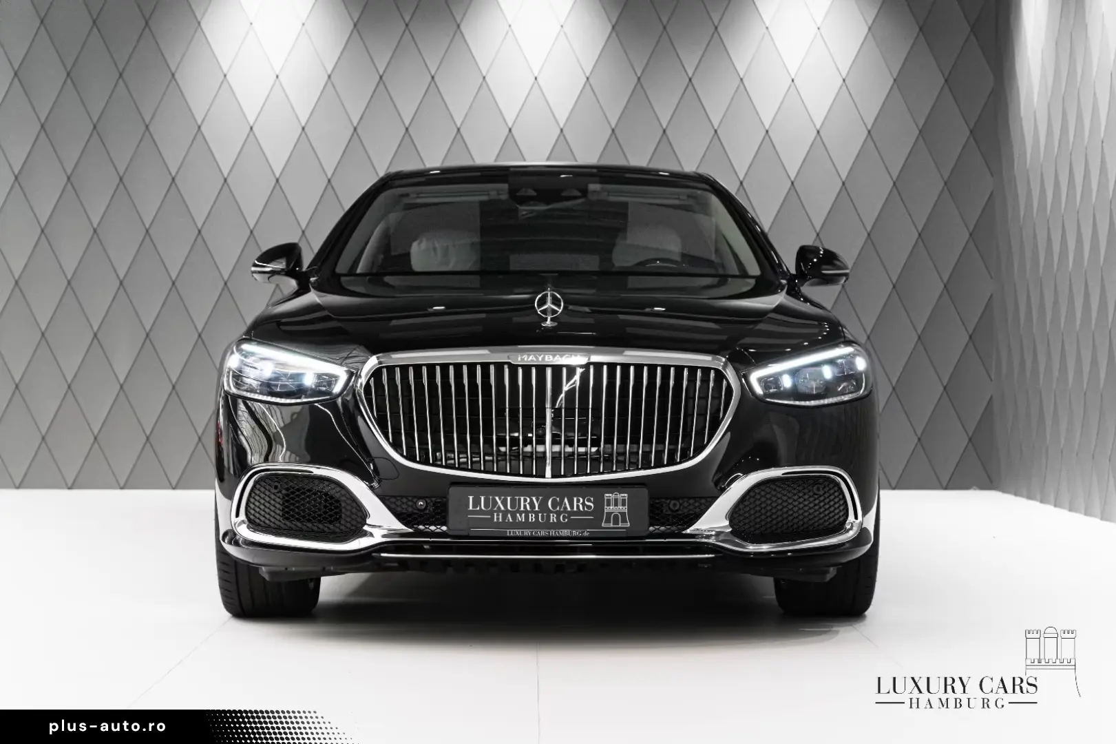 Mercedes-Benz S 580 Maybach 2026 BLACK BEIGE 4D VIP