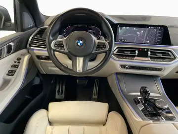 BMW X5 xDr 40d M SPORT PANO HUD