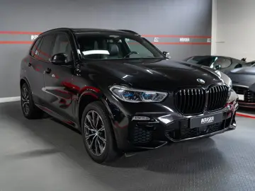 BMW X5 xDrive 40d M Sport LASER AHK SHZ HUD H&K PANO