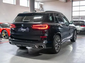 BMW X5 xDrive 40d M Sport LASER AHK SHZ HUD H&K PANO