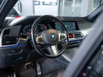 BMW X5 xDrive 40d M Sport LASER AHK SHZ HUD H&K PANO