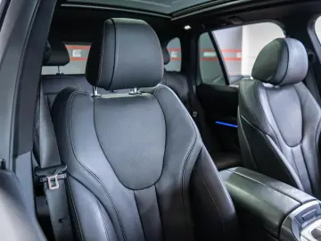 BMW X5 xDrive 40d M Sport LASER AHK SHZ HUD H&K PANO