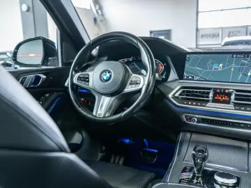 BMW X5 xDrive 40d M Sport LASER AHK SHZ HUD H&K PANO