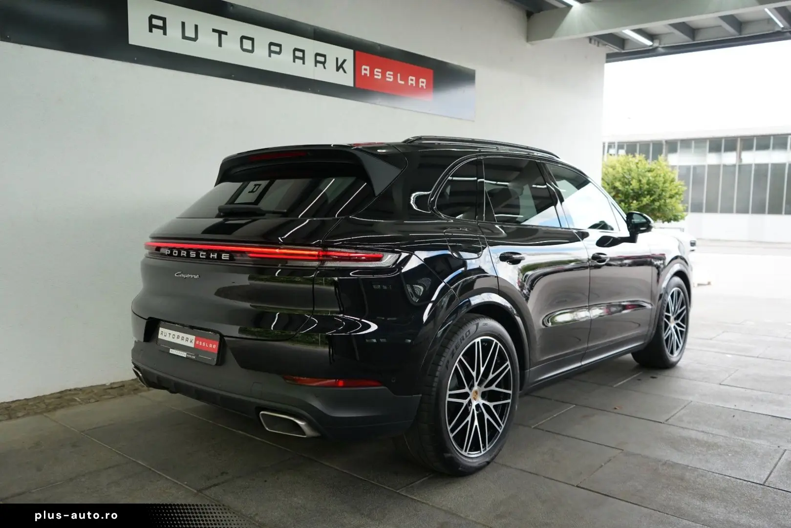 PORSCHE Cayenne E-Hybrid Luft Pano Sitzklima AHK 14W 21z