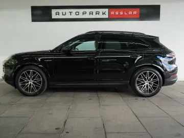 PORSCHE Cayenne E-Hybrid Luft Pano Sitzklima AHK 14W 21z
