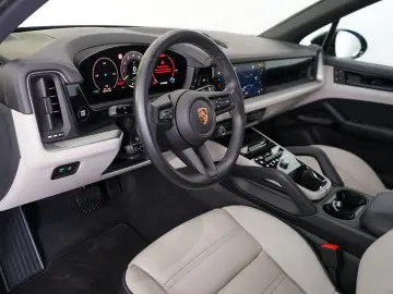 PORSCHE Cayenne E-Hybrid Luft Pano Sitzklima AHK 14W 21z