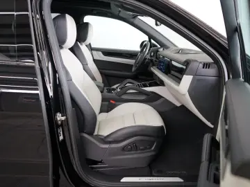 PORSCHE Cayenne E-Hybrid Luft Pano Sitzklima AHK 14W 21z