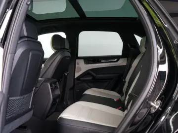 PORSCHE Cayenne E-Hybrid Luft Pano Sitzklima AHK 14W 21z