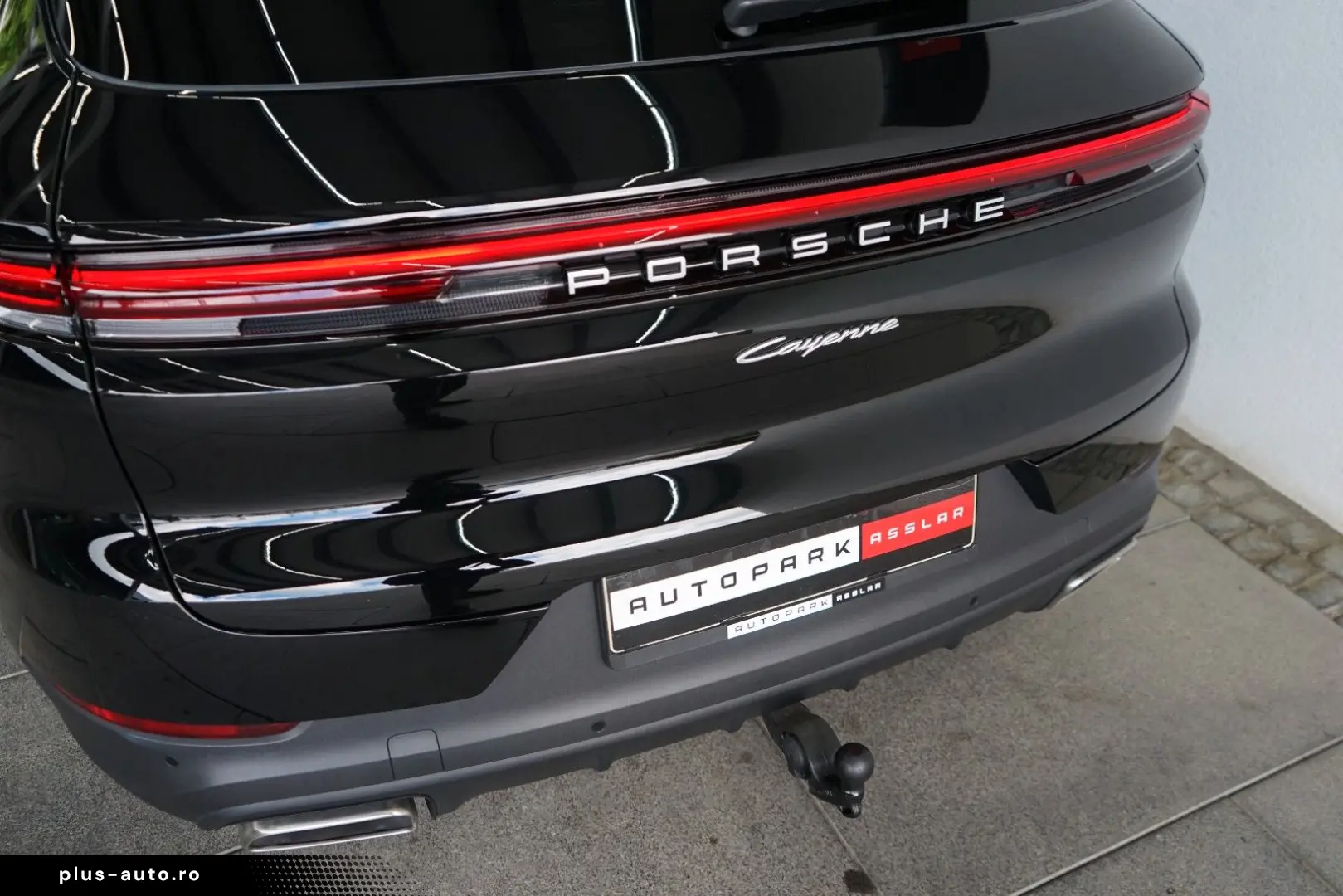 PORSCHE Cayenne E-Hybrid Luft Pano Sitzklima AHK 14W 21z
