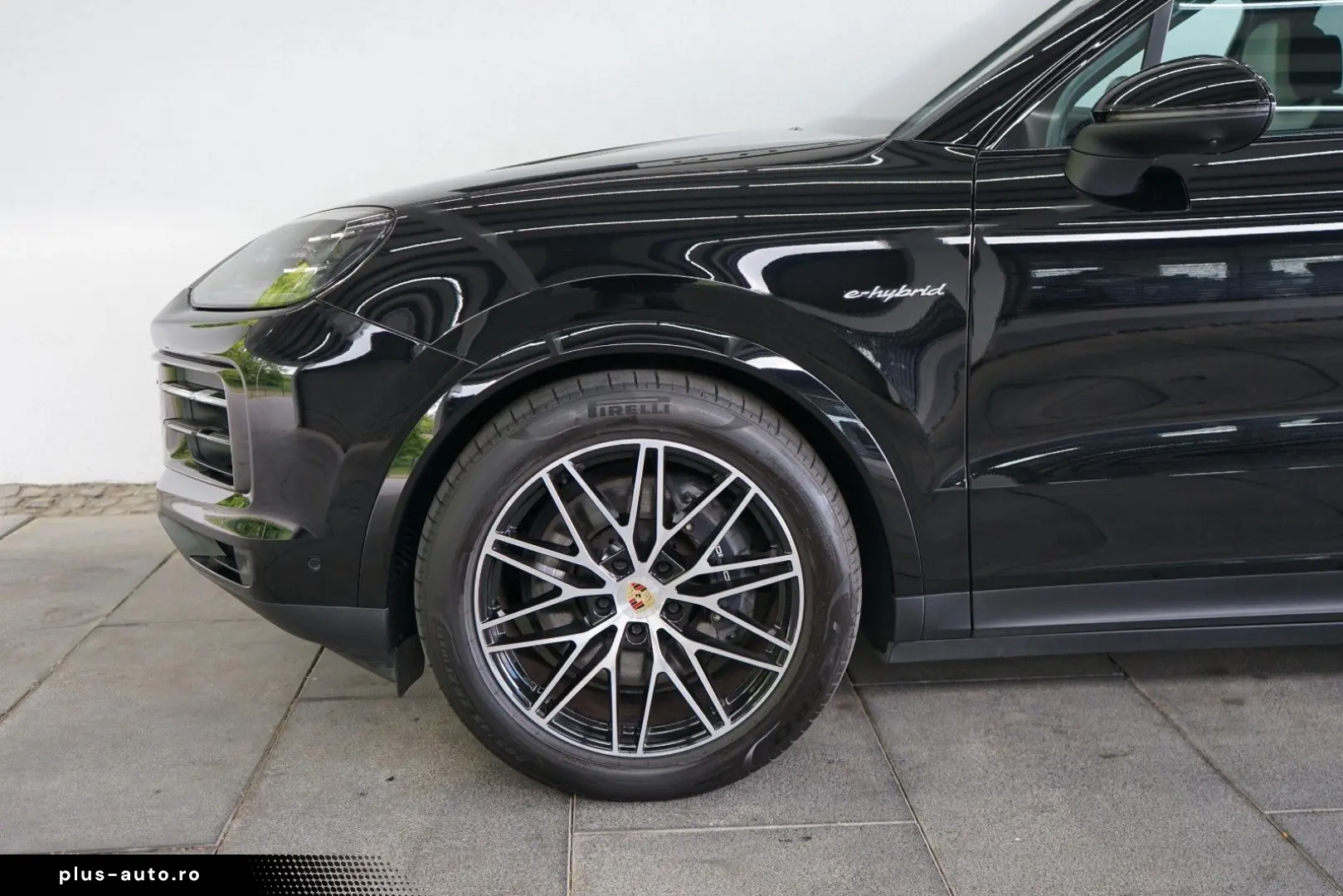 PORSCHE Cayenne E-Hybrid Luft Pano Sitzklima AHK 14W 21z