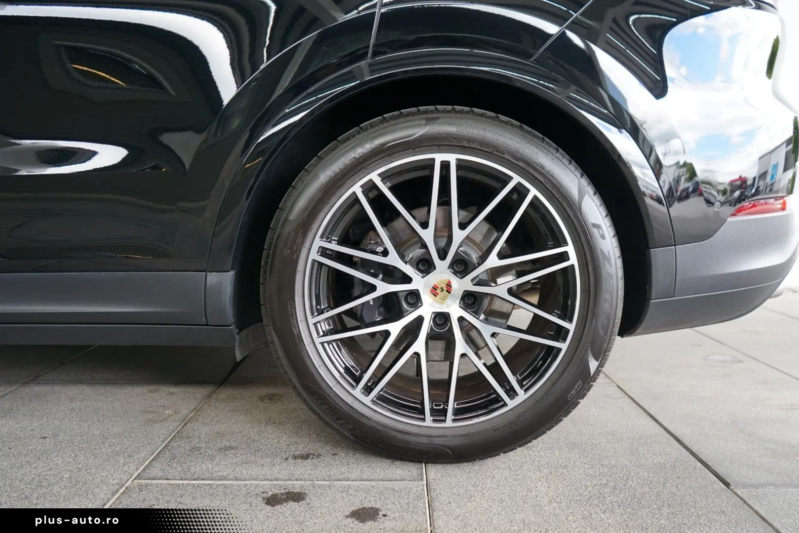 PORSCHE Cayenne E-Hybrid Luft Pano Sitzklima AHK 14W 21z