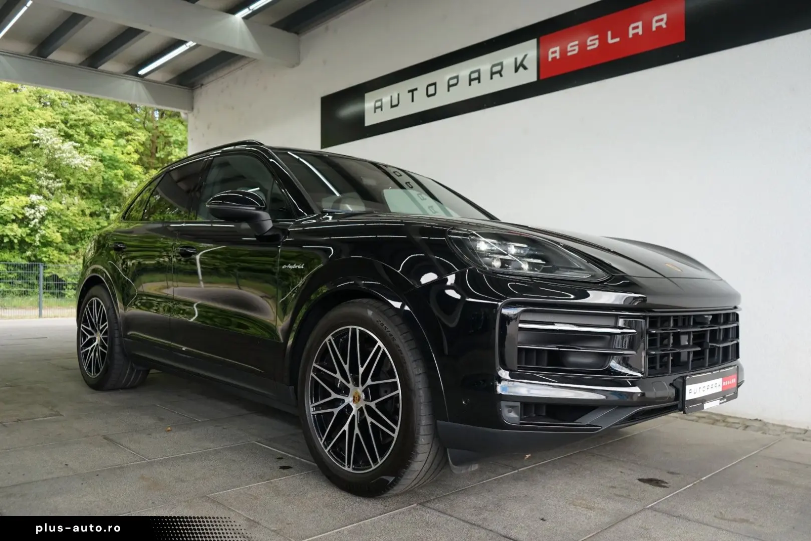PORSCHE Cayenne E-Hybrid Luft Pano Sitzklima AHK 14W 21z