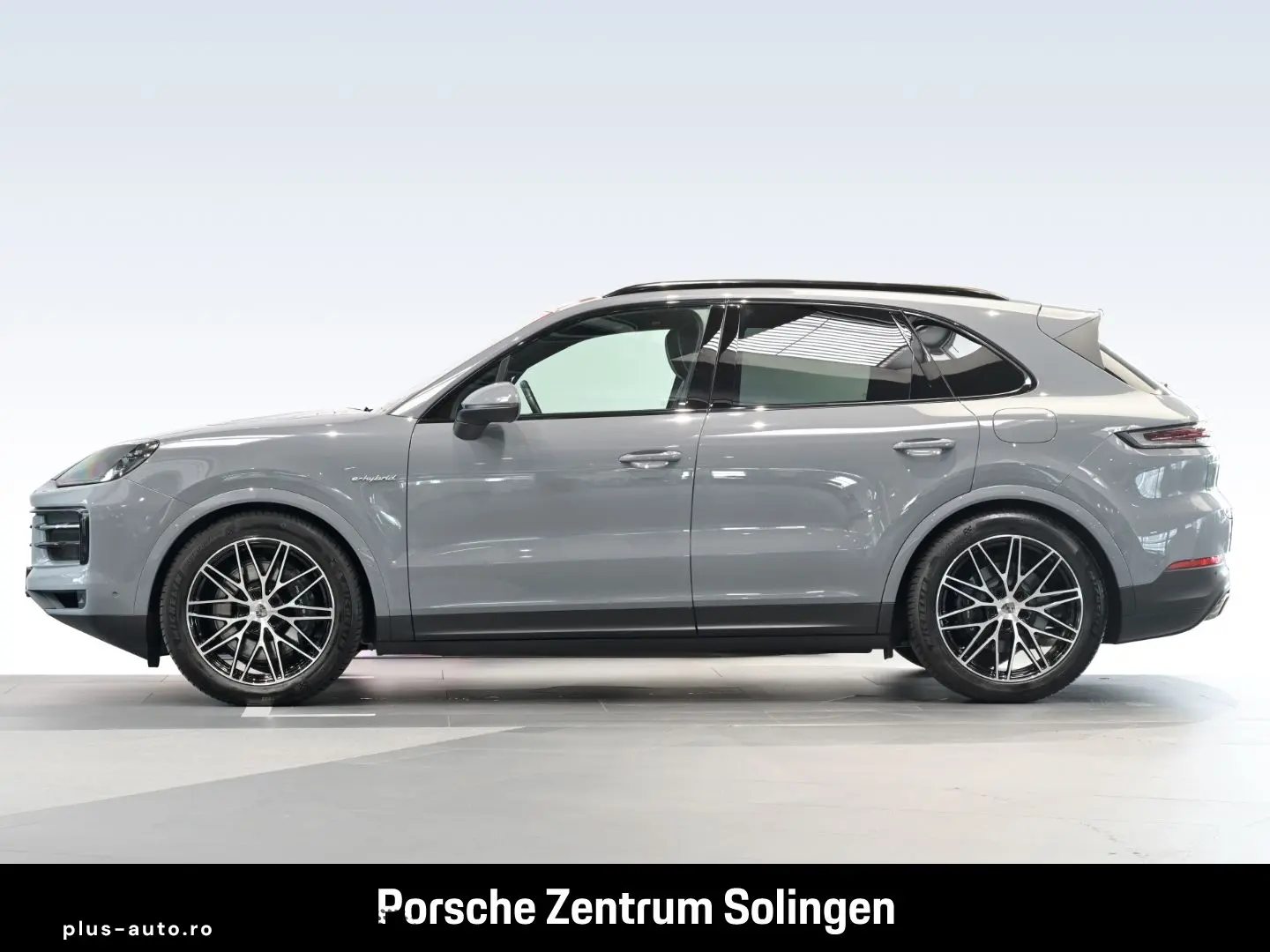 PORSCHE Cayenne E-Hybrid PANO Head-Up INNO BOSE