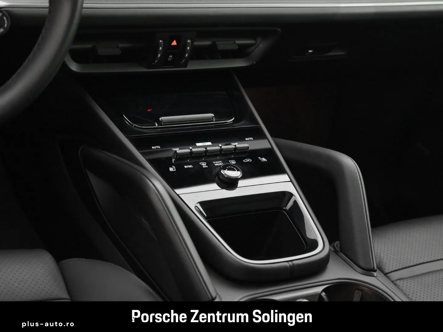 PORSCHE Cayenne E-Hybrid PANO Head-Up INNO BOSE