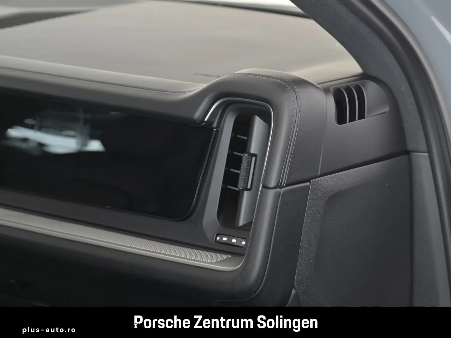 PORSCHE Cayenne E-Hybrid PANO Head-Up INNO BOSE