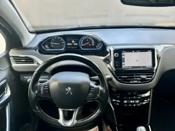Peugeot 2008 140.000km Carplay Rate Garantie