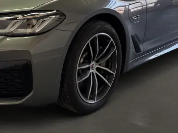 BMW 530eLim.xDrive M Sport Laser ACC Navi HUD Kamera