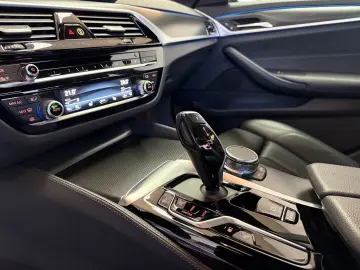 BMW 530eLim.xDrive M Sport Laser ACC Navi HUD Kamera