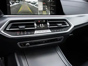 BMW X5 xDrive 40d M-Sport PANO AHK 360  LED ACC B&W