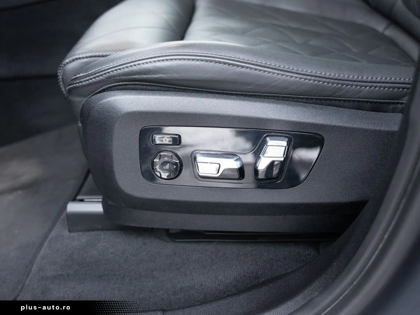 BMW X5 xDrive 40d M-Sport PANO AHK 360  LED ACC B&W