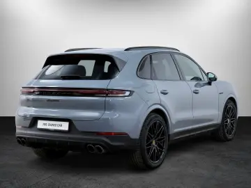 PORSCHE Cayenne E-Hybrid