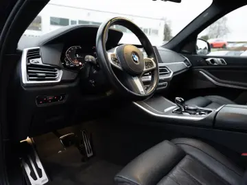 BMW X5 xDrive 40d M-Sport PANO AHK