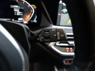 BMW X5 xDrive 40d M-Sport PANO AHK