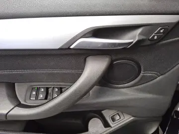 BMW X2 sDrive18d HiFi Pano LED