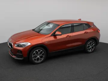 BMW X2 xD25e Sportsitz Kamera HUD HiFi