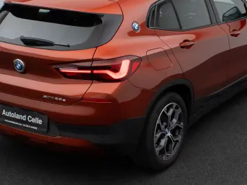 BMW X2 xD25e Sportsitz Kamera HUD HiFi