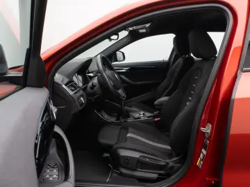 BMW X2 xD25e Sportsitz Kamera HUD HiFi