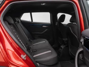 BMW X2 xD25e Sportsitz Kamera HUD HiFi
