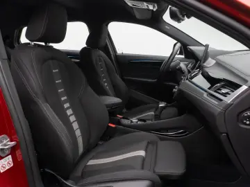 BMW X2 xD25e Sportsitz Kamera HUD HiFi