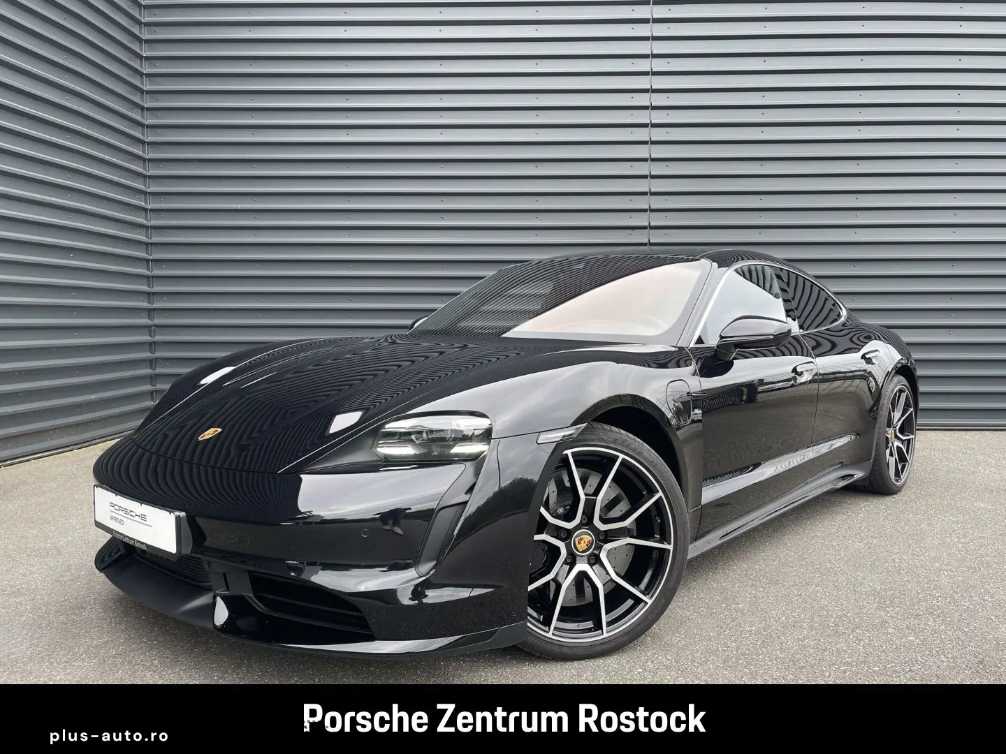 PORSCHE Taycan Turbo S Burmester InnoDrive Head-Up