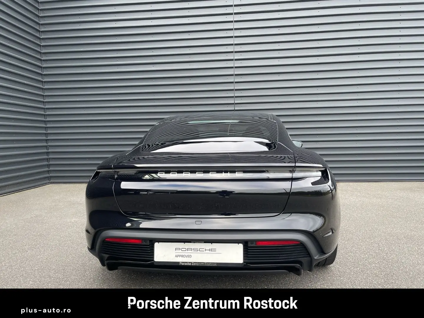 PORSCHE Taycan Turbo S Burmester InnoDrive Head-Up