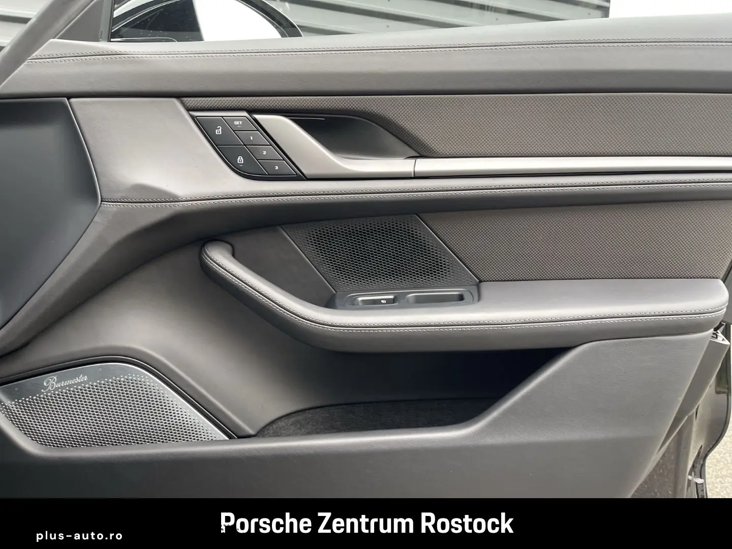 PORSCHE Taycan Turbo S Burmester InnoDrive Head-Up