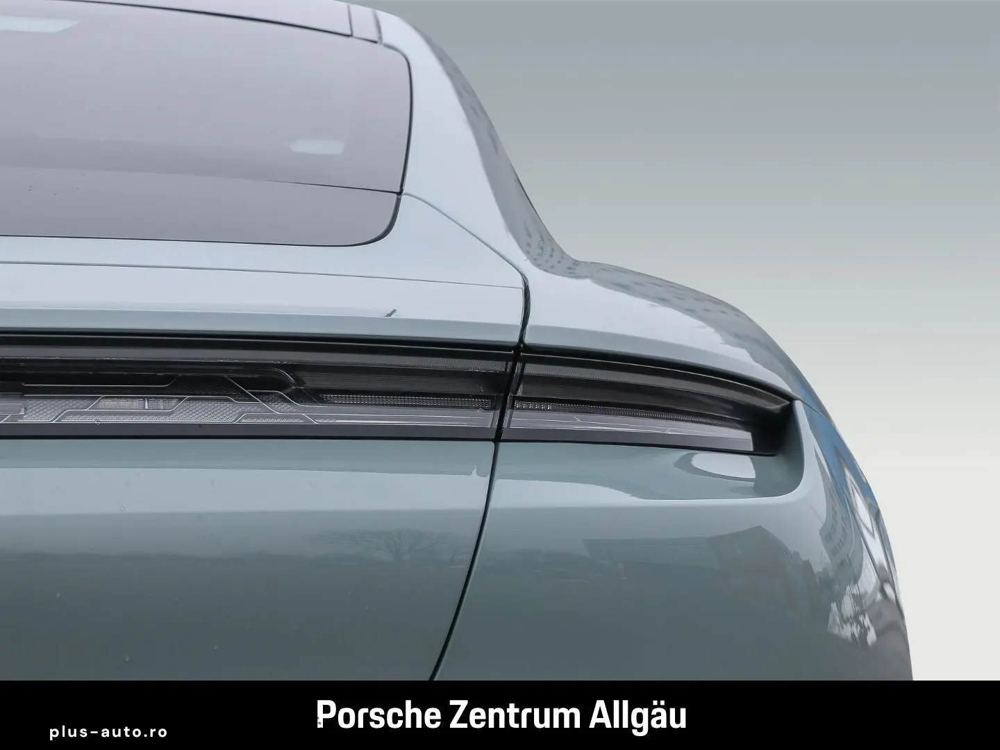 PORSCHE Taycan GTS Burmester HA-Lenkung InnoDrive HeadUp