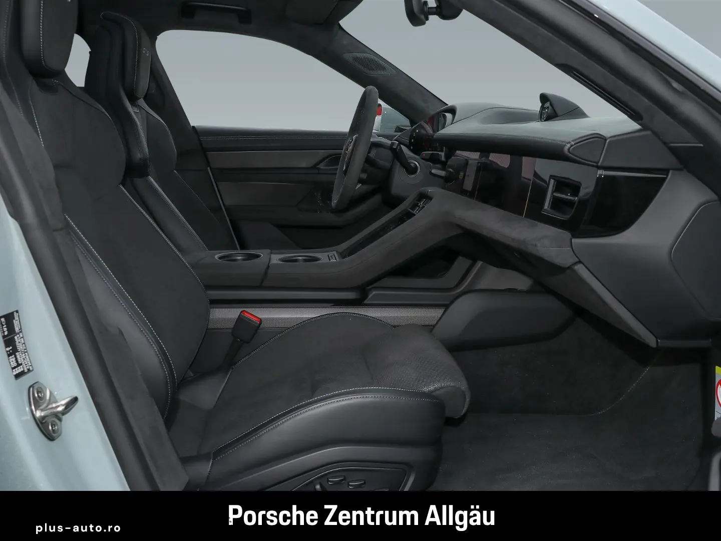 PORSCHE Taycan GTS Burmester HA-Lenkung InnoDrive HeadUp